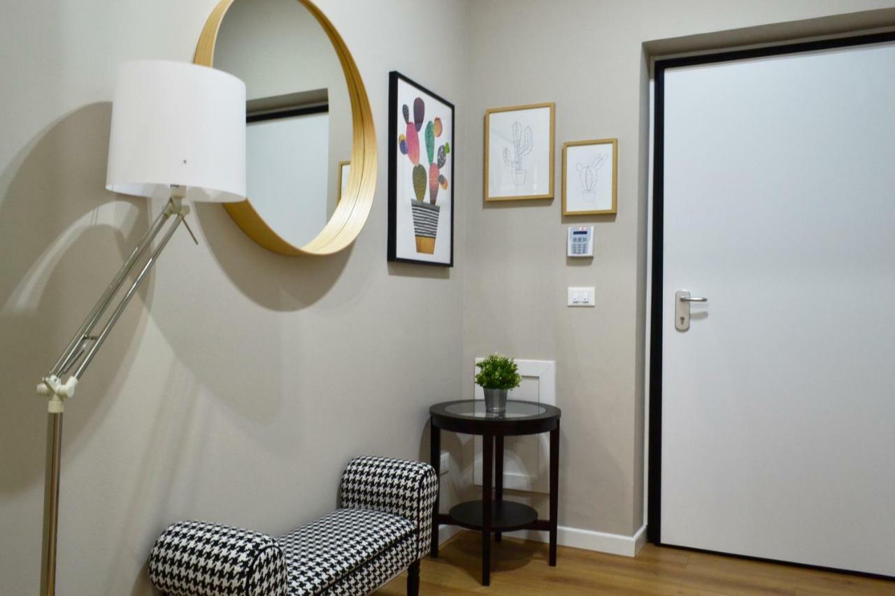 Reale Orleans Apartment Palermo Bagian luar foto
