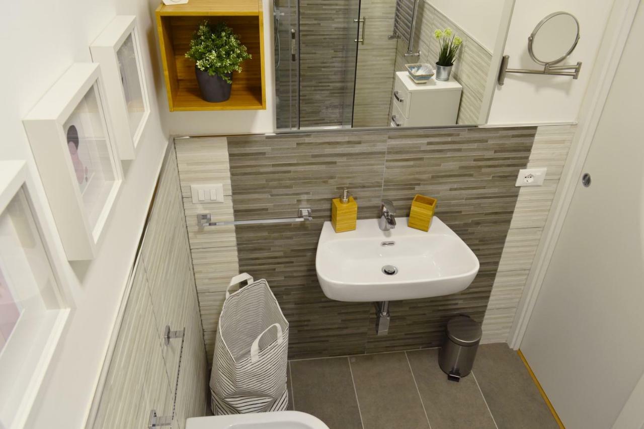 Reale Orleans Apartment Palermo Bagian luar foto