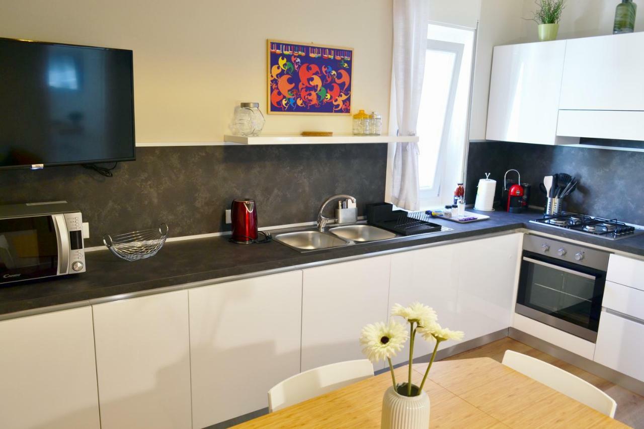 Reale Orleans Apartment Palermo Bagian luar foto
