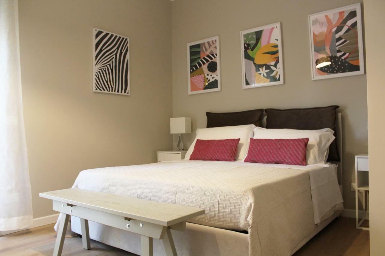 Reale Orleans Apartment Palermo Bagian luar foto